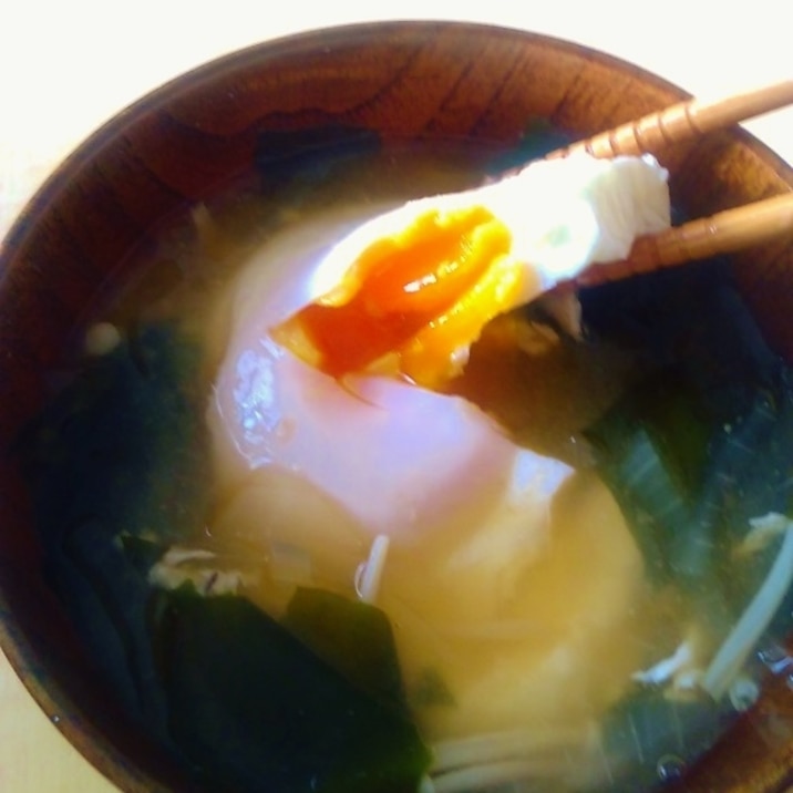 プチ贅沢 半熟落とし卵の味噌汁 レシピ 作り方 By もちゃ子 楽天レシピ プチ贅沢 半熟落とし卵の味噌汁 レシピ 作り方 By もちゃ子 楽天レシピ